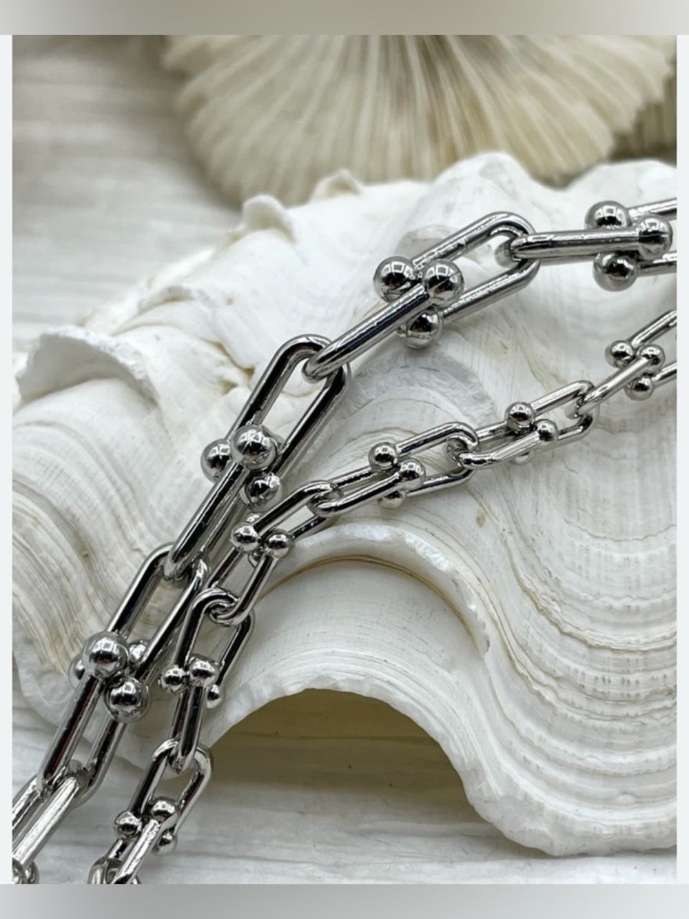 Graduated U Shape Silver Link Necklace Stainless Steel - Picture 2 of 7